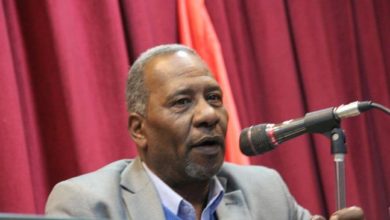 عقب سيجارة .. أحمد علي هلال
