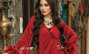 فاتنة عصرها