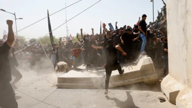 البرلمان العراقي يعلق جلساته