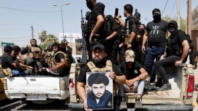 رفع حظر التجول بالعراق..وانسحاب أنصار الصدر من المنطقة الخضراء بعد مواجهات دامية