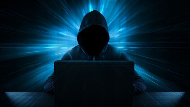 قراصنة يهاجمون مواقع الكترونية أميركية