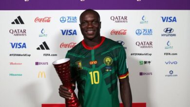 فينسينت أبو بكر لاعب منتخب الكاميرون