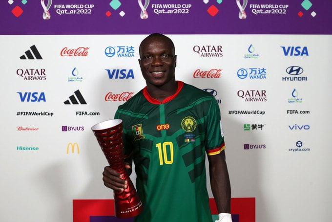 فينسينت أبو بكر لاعب منتخب الكاميرون