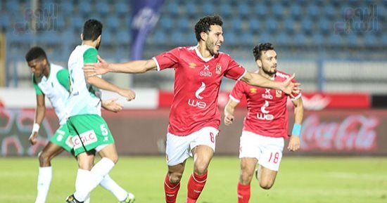 فوز الأهلي المصري على الاتحاد السكندري 2-0
