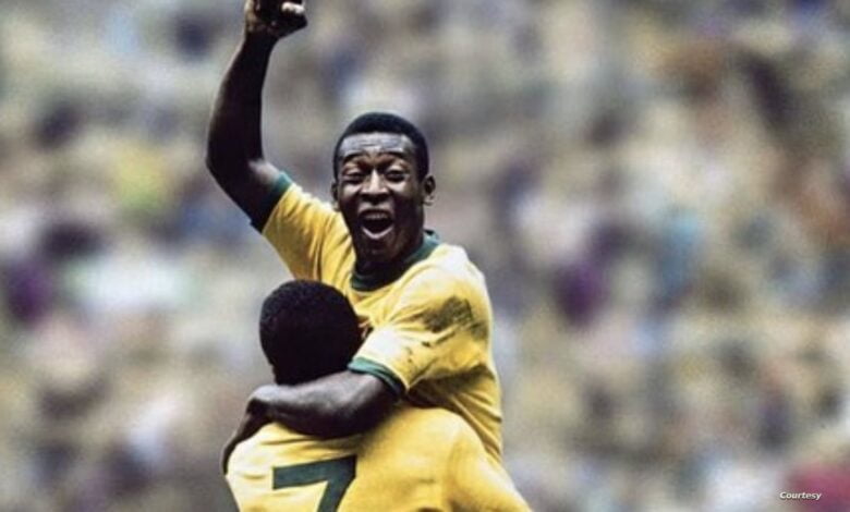 بيليه.. "ملك" كرة القدم