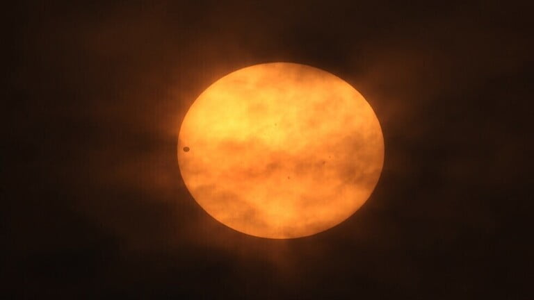 اكتشاف جديد عن شقيق الأرض الشرير