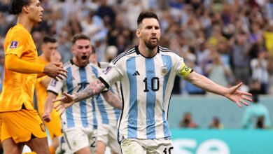 ميسي يقود الأرجنتين إلى نصف نهائي كأس العالم