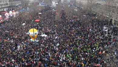 مظاهرات مليونية في فرنسا ضد مشروع إصلاح نظام التقاعد للرئيس ماكرون