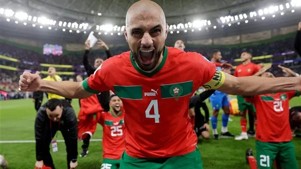 بعد ارتباطه بالانتقال إلى برشلونة.. سفيان أمرابط يغيب عن قائمة فيورنتينا لمواجهة تورينو بكأس إيطاليا