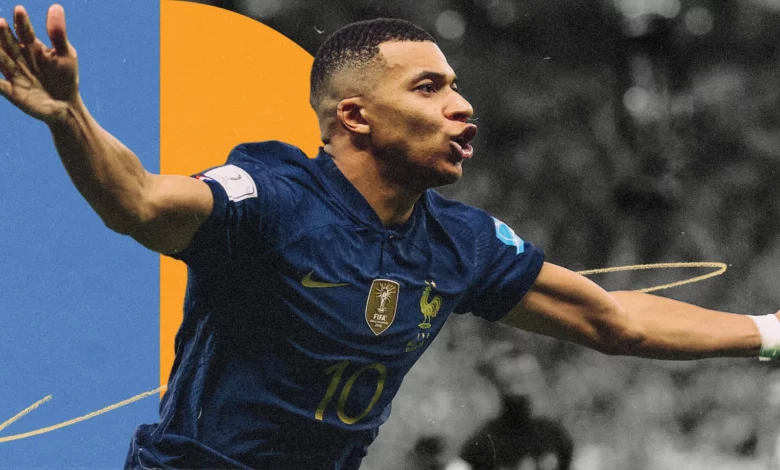 أكدت صحيفة ذا أثلتيك الإنجليزية، رفْض نادي ريال مدريد الإسباني، الاستسلام في صفقة ضم النجم الفرنسي كيليان مبابي لاعب فريق باريس سان