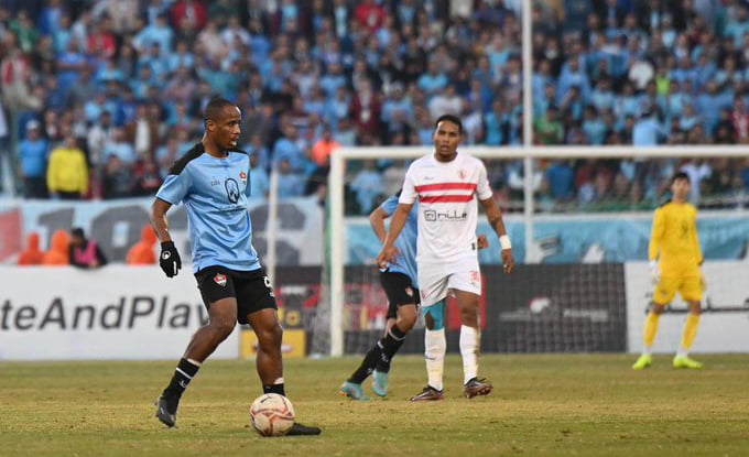 واصل فريق الزمالك الانهيار ونزيف النقاط، بعد خسارته الثانية على التوالي أمام مضيفه غزل المحلة، في حين عزز فيوتشر وصافة الدوري