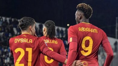 قاد النجم الأرجنتيني باولو ديبالا نادي روما لتحقيق فوز ثمين خارج ملعبه أمام سبيزيا بهدفين دون رد اليوم الأحد على استاد البرتو بيكو