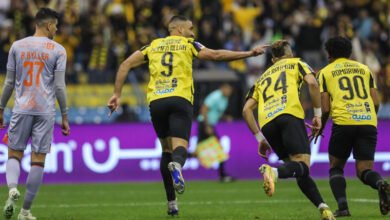 قاد النجم عبدالرزاق حمدالله نادي الاتحاد للتتويج بلقب كأس السوبر السعودي للمرة الأولى في تاريخه بعد فوزه على الفيحاء بهدفين نظيفين