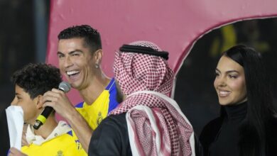 كريستيانو رونالدو وجورجينا ينطقان بالعربية