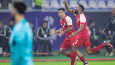 تأهل منتخب عمان، إلى نصف نهائي بطولة كأس الخليج، "خليجي 25"، بعد فوزه على السعودية بنتيجة 2-1، اليوم الخميس، على ملعب الميناء