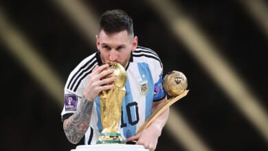 استعاد ليونيل ميسي، نجم منتخب الأرجنتين، ونادي باريس سان جيرمان ذكريات ليلته التاريخية، التي توج خلالها بلقب كأس العالم "قطر 2022"