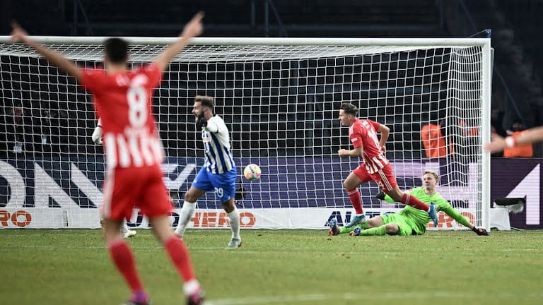 صعد يونيون برلين لوصافة جدول ترتيب الدوري الألماني، بعد فوزه على مضيفه هيرتا برلين بثنائية نظيفة، اليوم السبت على الملعب الأولمبي ببرلين