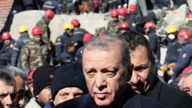 أردوغان: سنتجاوز محنة الزلزال في تركيا