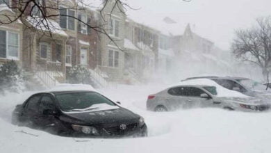 أمريكا تحذر من عواقب خطيرة لعواصف ثلجية في كاليفورنيا