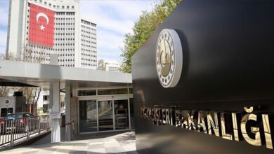 تركيا تدين إغلاق القنصليات الأوروبية في إسطنبول بشكل جماعي