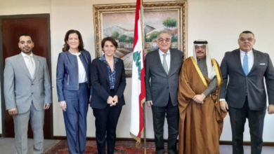 هل تنهي ضغوط سفراء "خماسي باريس" فراغ رئاسة لبنان؟