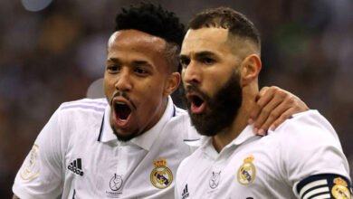 يلتحق اليوم الخميس، كريم بنزيما وإيدير ميليتاو، ثنائي ريال مدريد، ببعثة الفريق في المغرب، حيث يستعد الميرينجي للمباراة النهائية لكأس العالم
