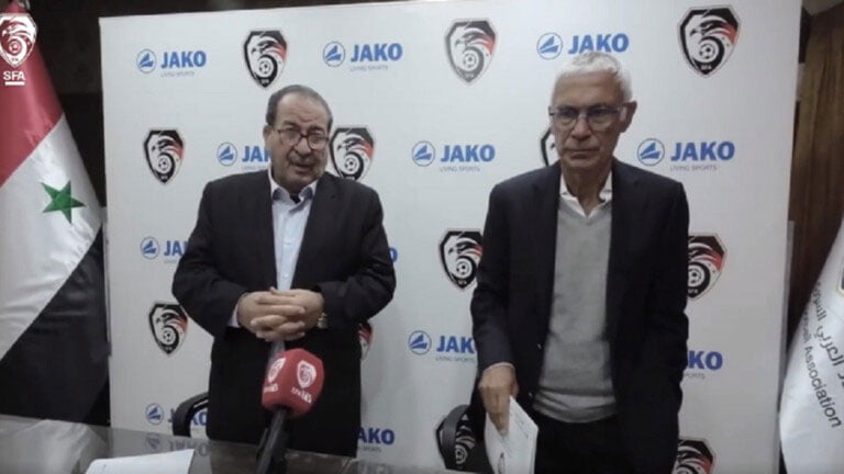 أعلن الاتحاد السوري لكرة القدم، يوم الثلاثاء، تعاقده رسمياً مع المدرب الأرجنتيني هكتور كوبر للإشراف على المنتخب الوطني
