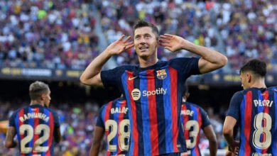 ليفاندوفسكي يترأس تشكيل برشلونة المتوقع ضد ألميريا