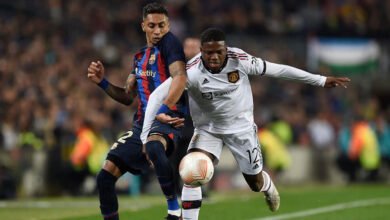 مانشستر يونايتد وبرشلونة... من يحسم القمة بالدوري الأوروبي؟