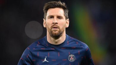 يبدو أن ليونيل ميسي أسطورة المنتخب الأرجنتيني، سيكون رجل المرحلة الذي تعتمد عليه إدارة باريس سان جيرمان الفرنسي، والتي تمنحه كل الاهتمام