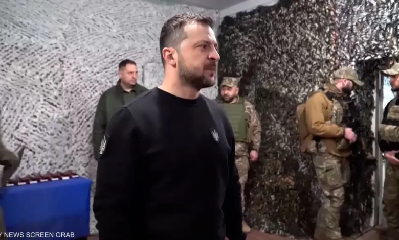 زيلينسكي يحذر من "هزيمة باخموت".. ويوجه دعوة لرئيس الصين