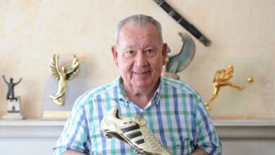 وفاة أسطورة الكرة الفرنسية من أصول مغربية "معجزة" كأس العالم