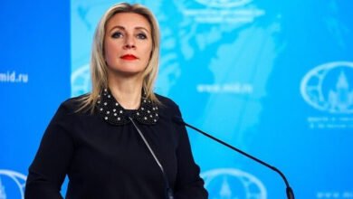 زاخاروفا: بلينكن يقدم للرأي العام الأمريكي دعاية رخيصة