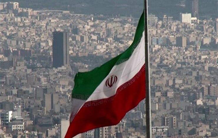 إيران