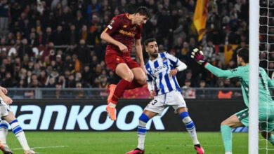 روما يكرم ضيفه سوسييداد بثنائية في الدوري الأوروبي