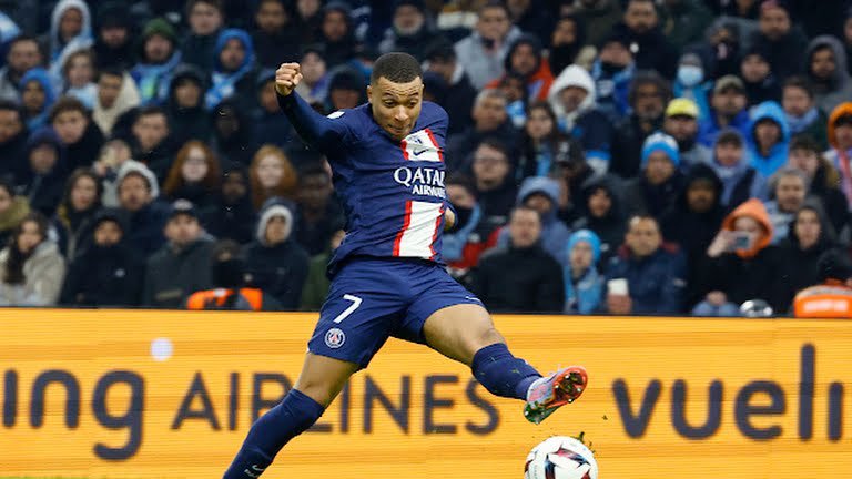 ريال مدريد قد يضحي بفينيسوس من أجل مبابي