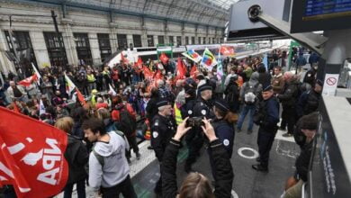 ماكرون