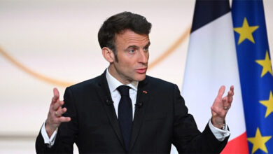 مـاكـرون يخاطب الفرنسيين الإثنين بعد إصداره مرسوم التقاعد