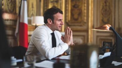 بعد مرور سنة على إعادة انتخابه.. ماكرون معزولاً في الإليزيه