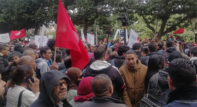 جبهة الخلاص التونسية تطالب بإطلاق سراح الموقوفين السياسيين