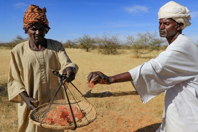 الحرب في السودان تهدد صناعة المشروبات الغازية