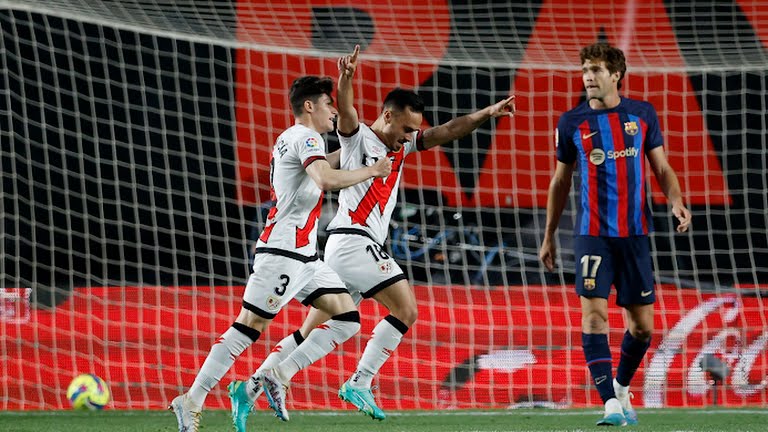 برشلونة يرفض هدية جيرونا ويسقط أمام فاليكانو
