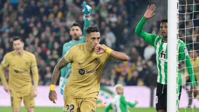 برشلونة يستضيف ريال بيتيس للاقتراب أكثر من حسم اللقب