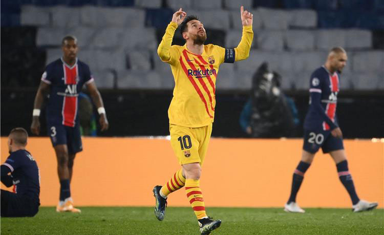 جيرارد روميرو: برشلونة يستعد للإعلان عن عودة ميسي
