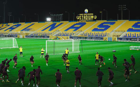 ديربي الرياض.. هل يعود النصر للصدارة من بوابة الهلال؟
