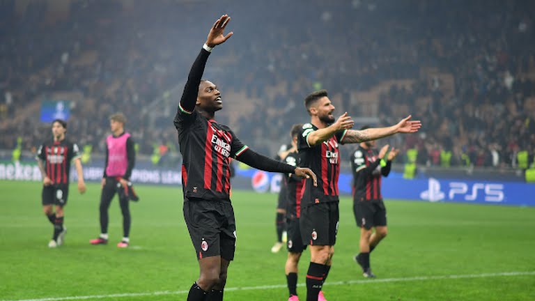 نابولي وميلان.. أوسيمين يواجه جيرو في تشكيل القمة الحاسمة