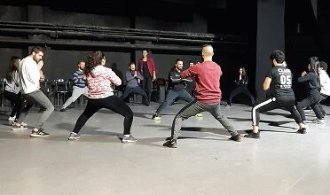 إقبال يبحث عن تفسير