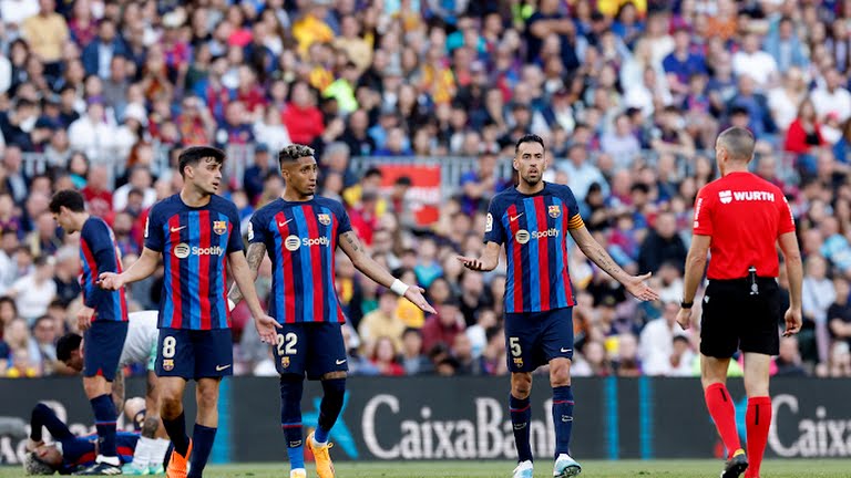 برشلونة-مهدد-بالحرمان-من-التعاقدات