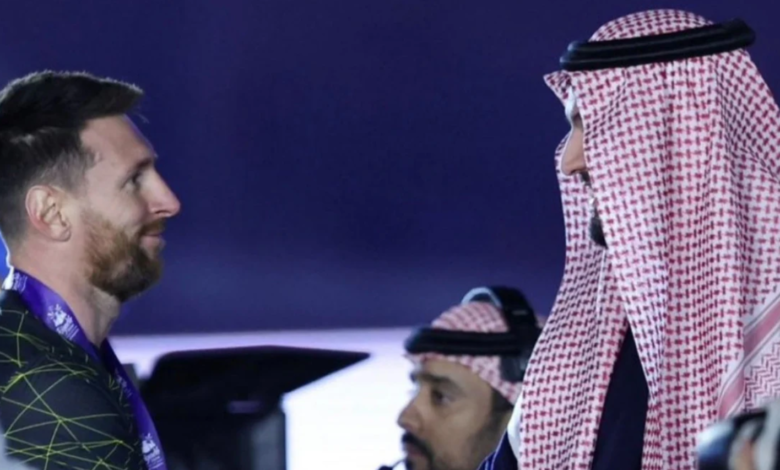 ميسي والهلال السعودي